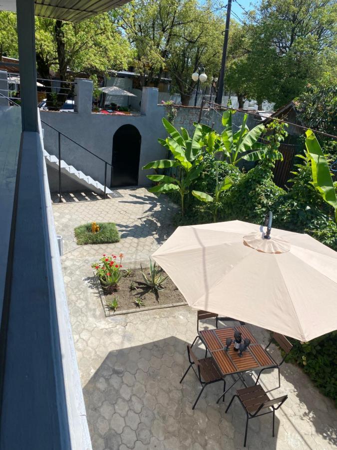 Гостевой Дом «Green Garden» Soukhoumi Extérieur photo